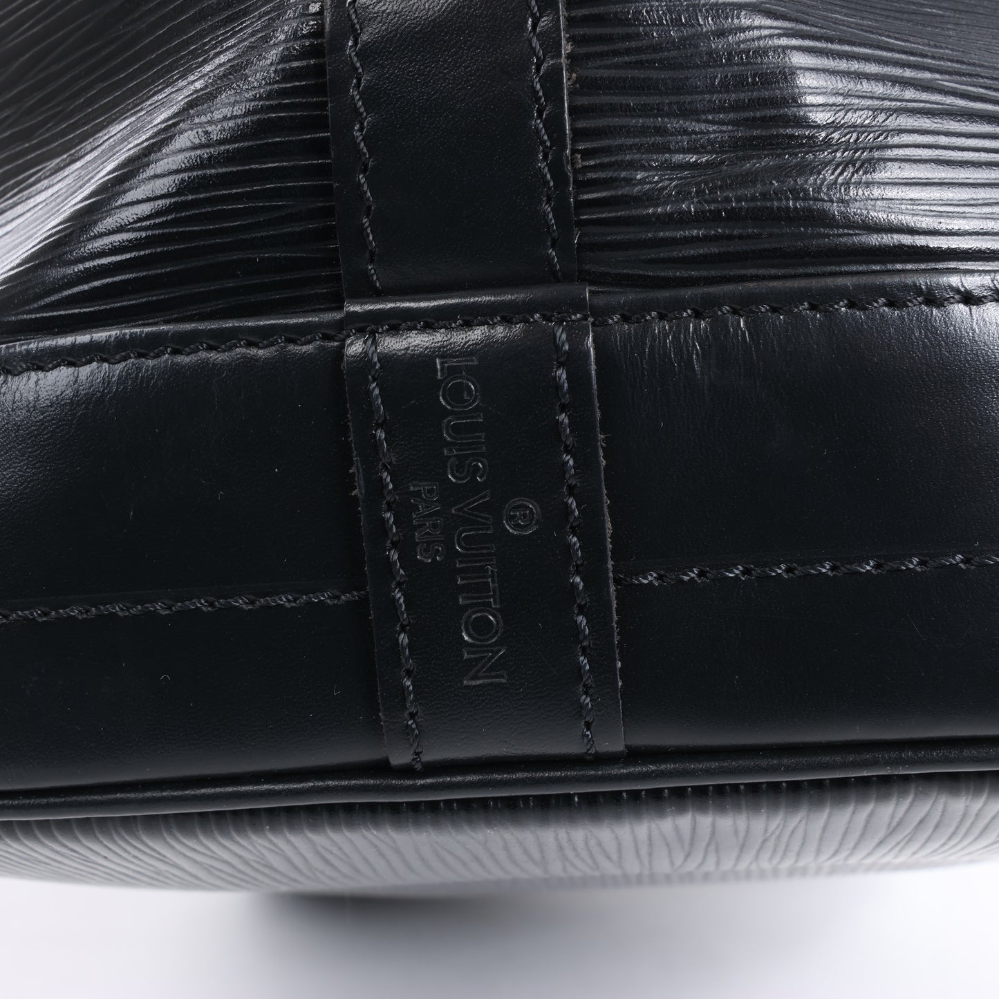 Louis Vuitton Epi Leather Noe Shoulder Bag in Black M59002