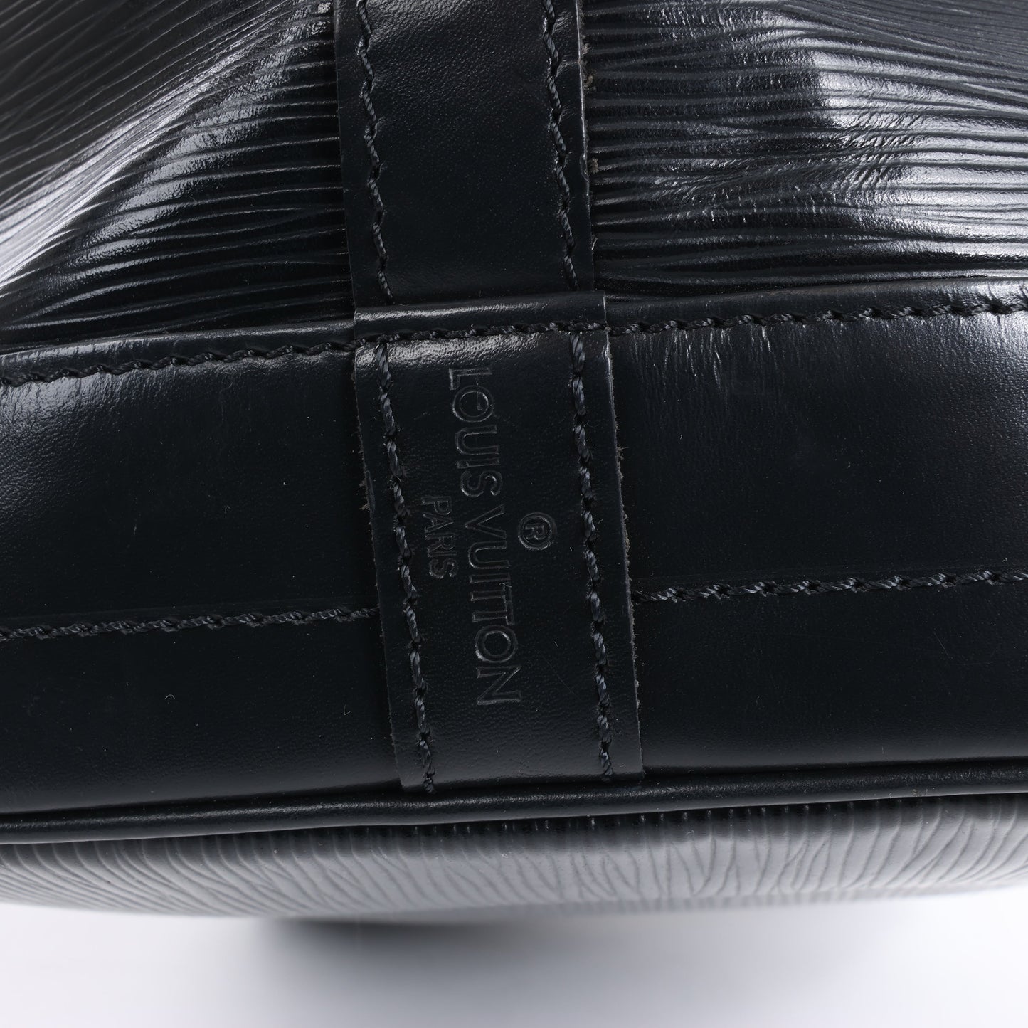 Louis Vuitton Epi Leather Noe Shoulder Bag in Black M59002