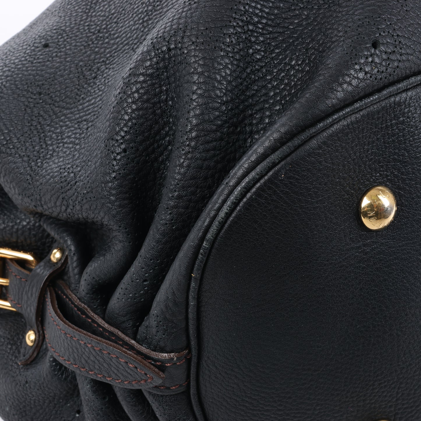 Sac à main Louis Vuitton Mahina Lunar L en cuir noir M95765