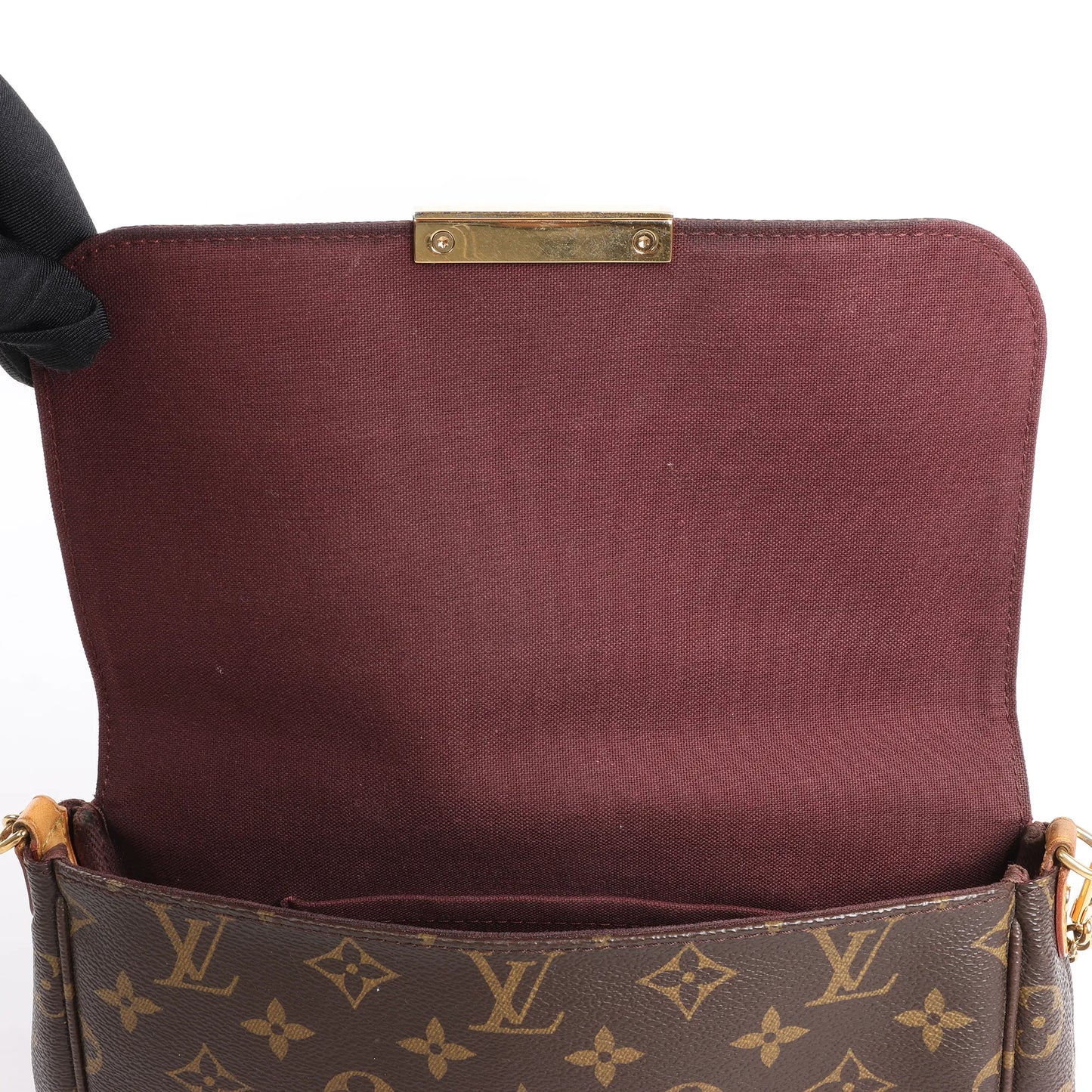 Louis Vuitton Monogram Favorite PM Handbag M40717