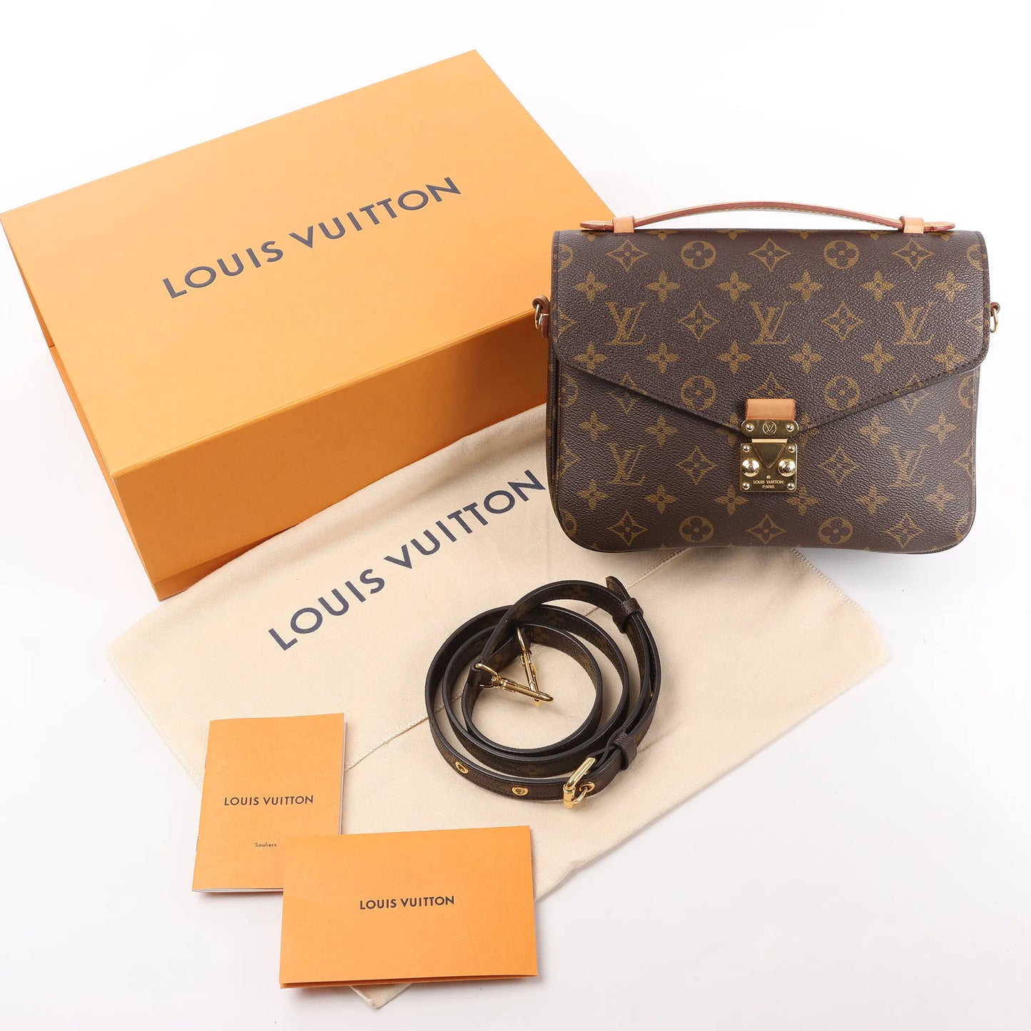 Louis Vuitton Monogram Pochette Metis Handbag