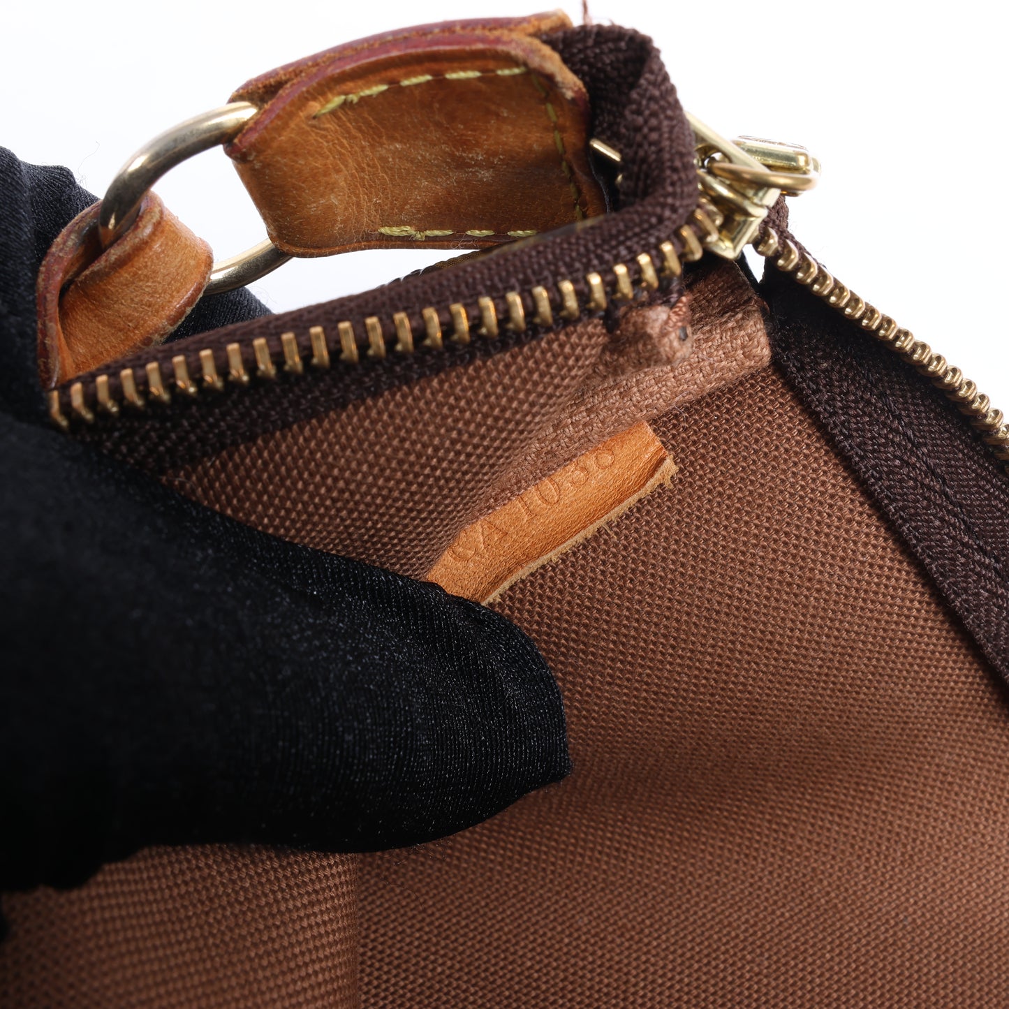 Louis Vuitton Monogram Canvas Pochette Accessoires Handbag M51980