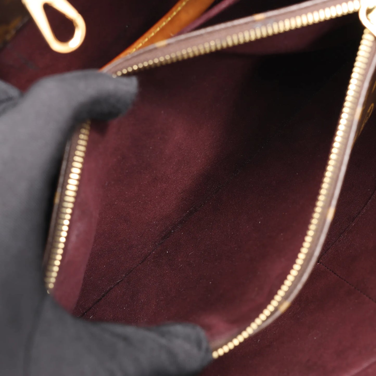 Louis Vuitton Monogram Montaigne GM Handbag M41067