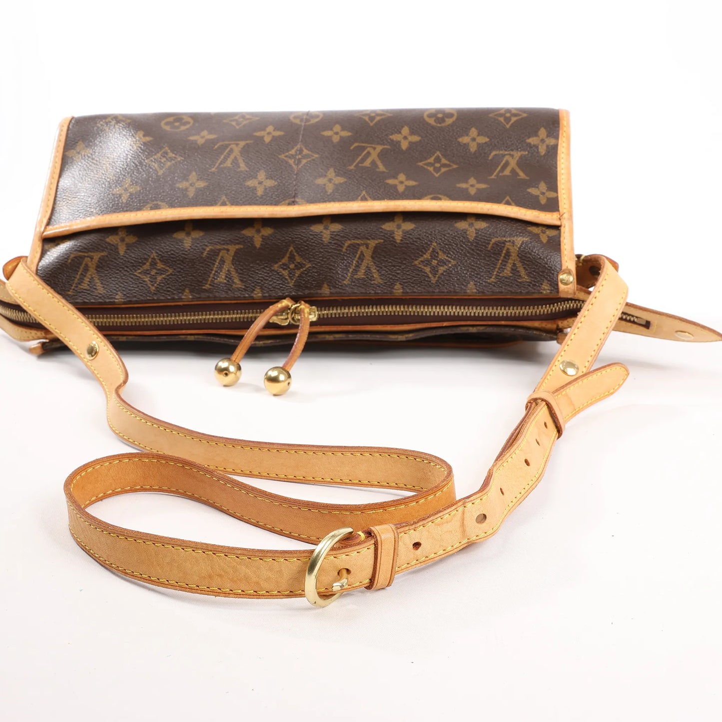 Louis Vuitton Monogram Popincourt lone Shoulder Bag M40008