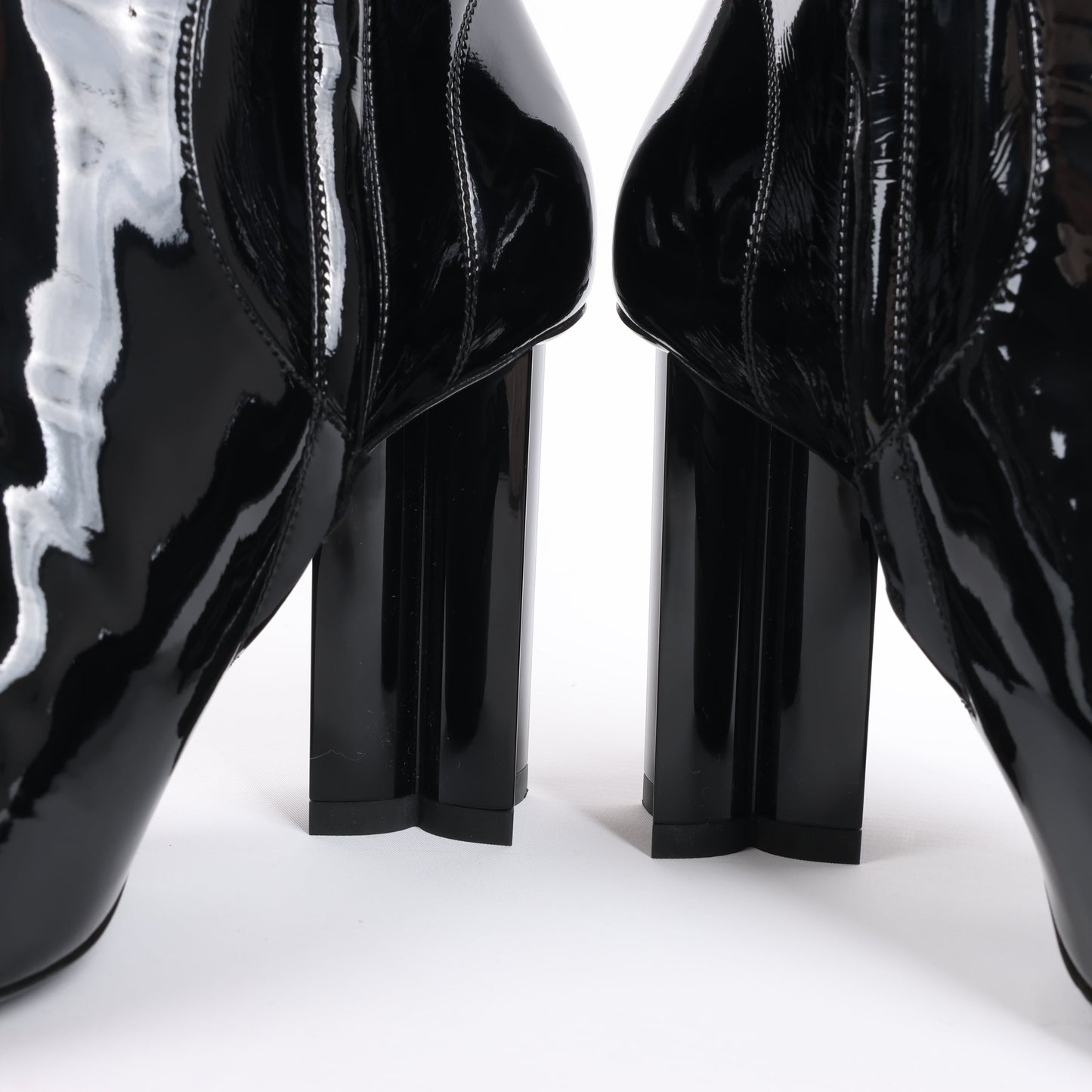 Louis Vuitton Silhouette Lines Patent Leather Ankle Boots in Black BR0137, Size 37.5 EU