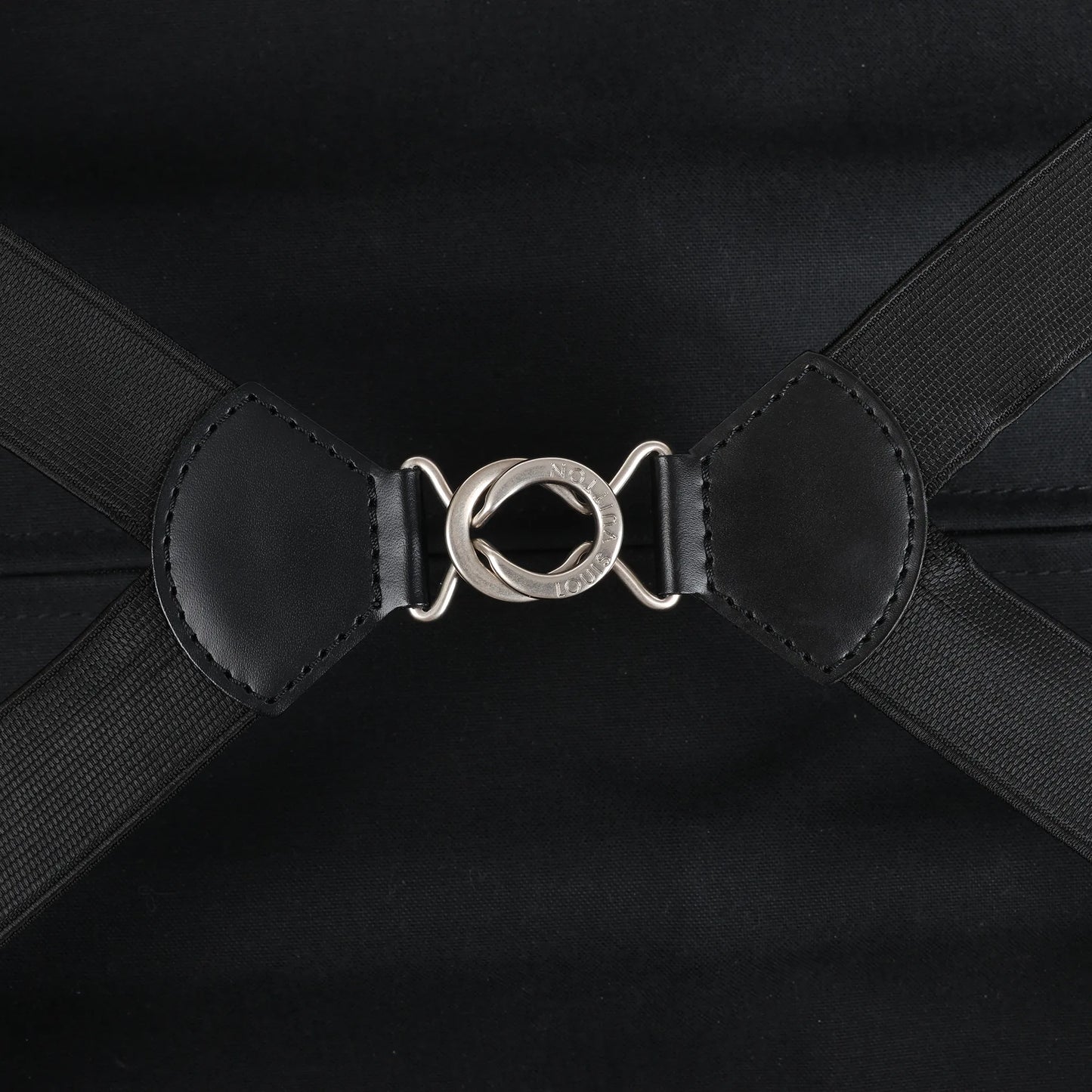 Louis Vuitton Pegase 55 Taiga Suitcase Travel Bag in Black M23312