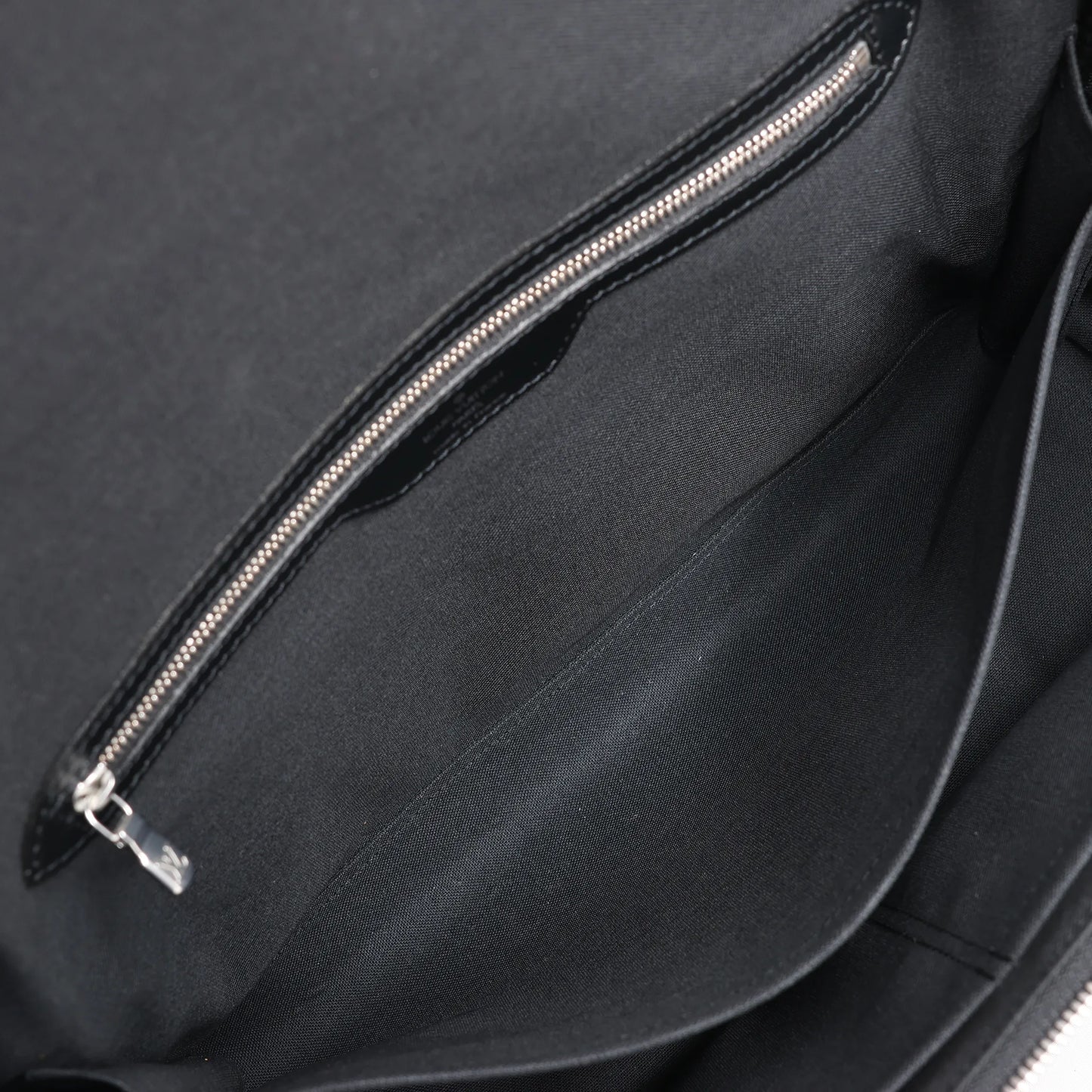 Louis Vuitton Taiga Taimyr Messenger Crossbody Bag in Black M30862