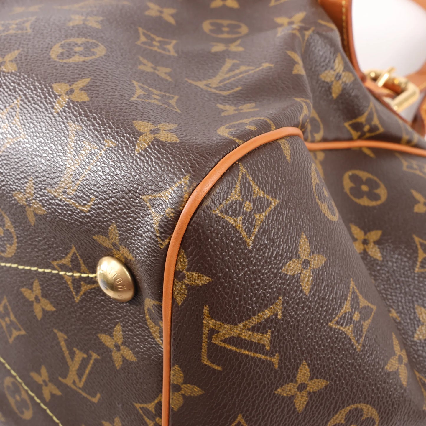Louis Vuitton Monogram Canvas Tivoli GM Handbag M40144