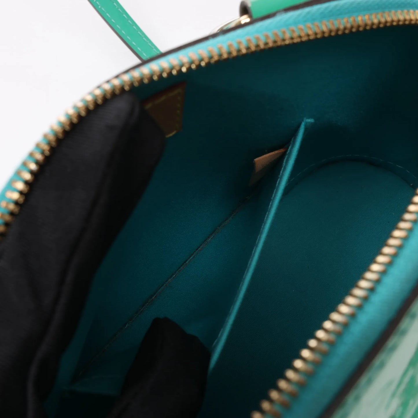 Louis Vuitton Monogram Vernis Alma BB Handbag in Green M90302
