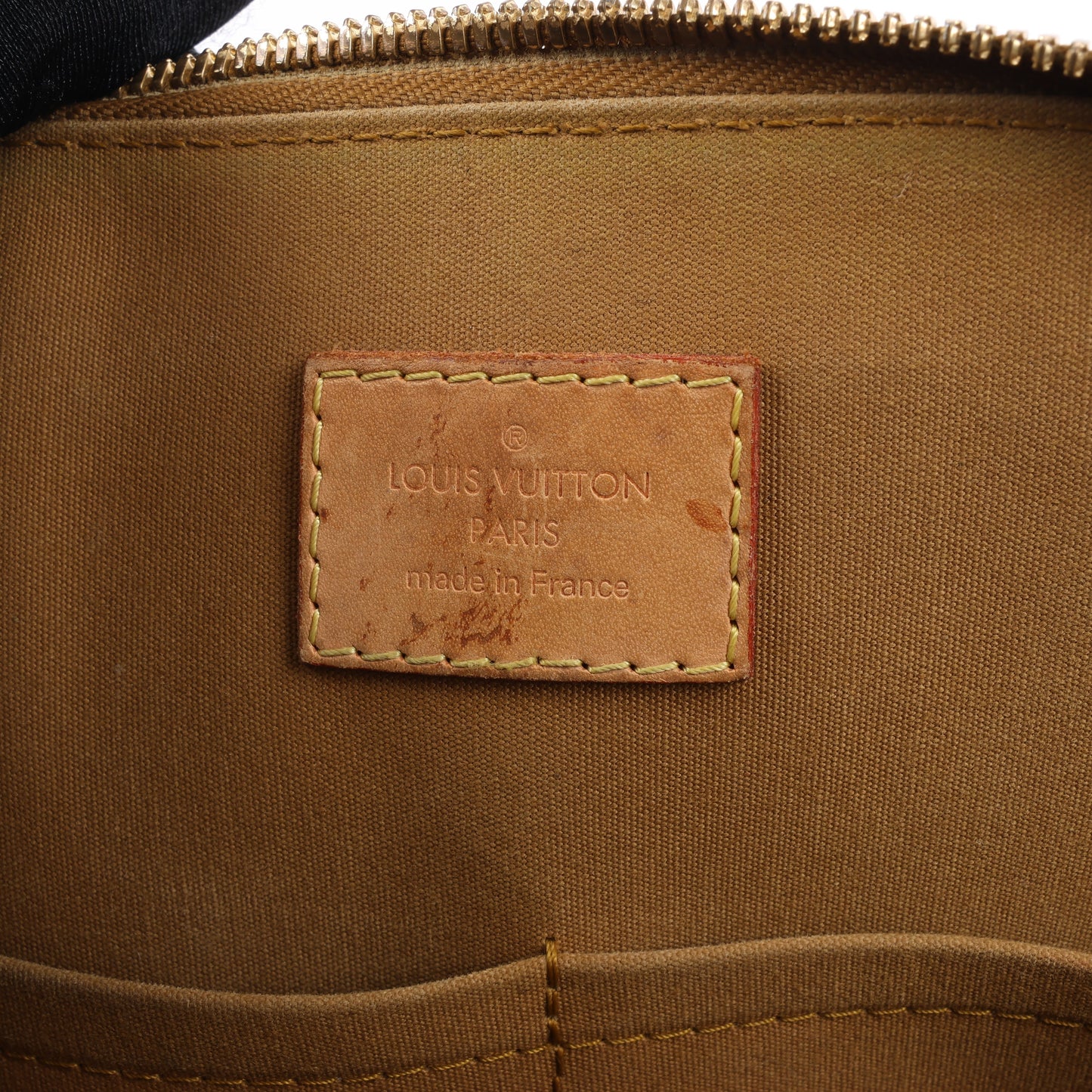 Louis Vuitton Vernis Alma Handbag in Olive M91582