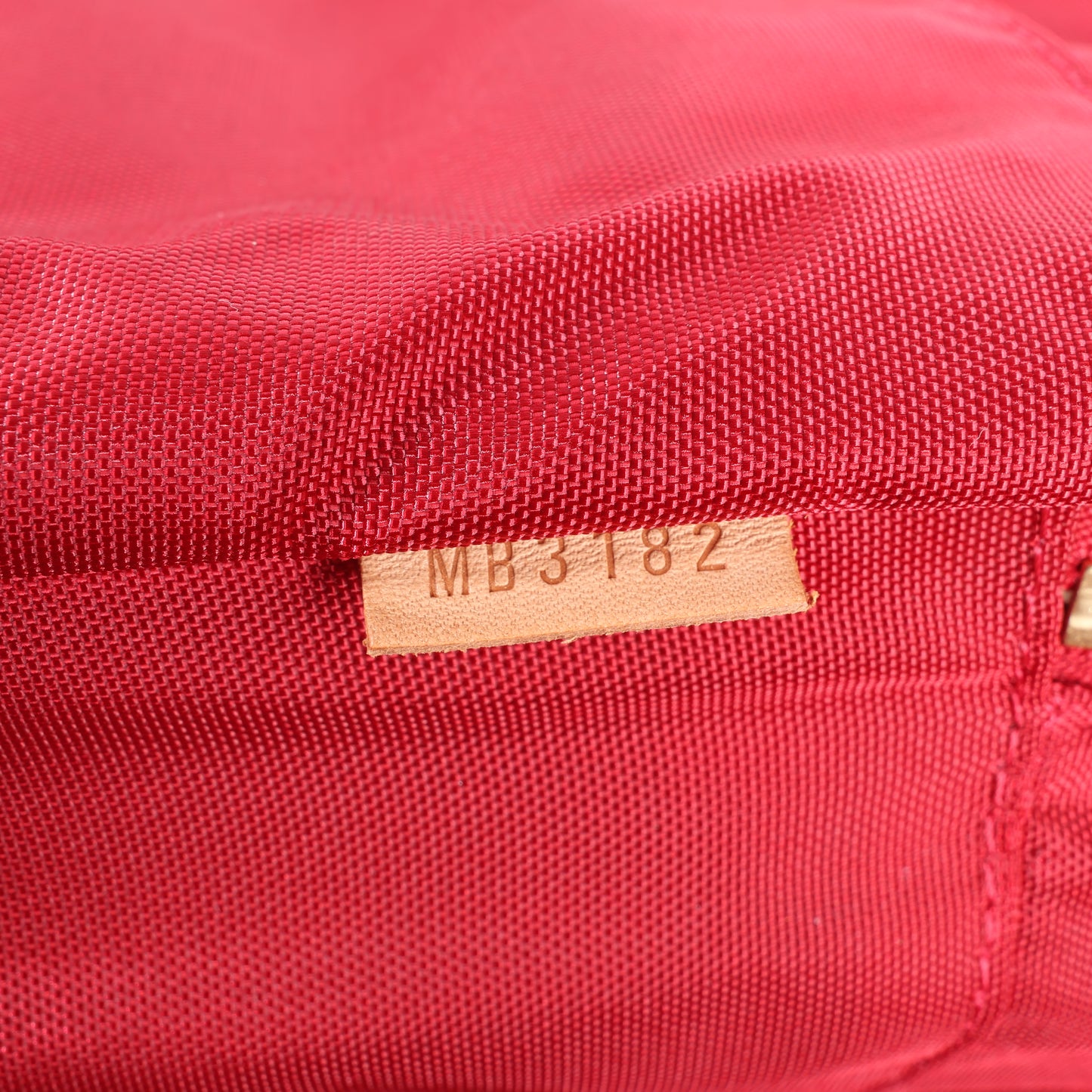 Louis Vuitton Vernis Suitcase Pegase 45 Travel Bag in Red M91278