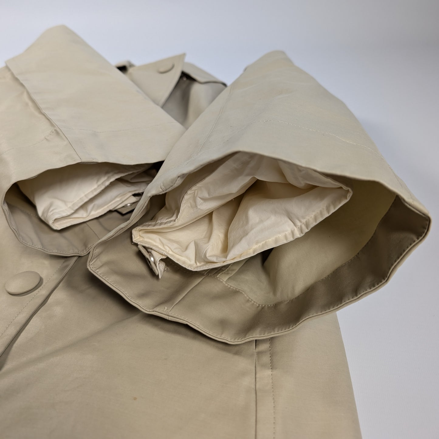 Jil Sander Beiger Doppellagiger Mantel, Größe 36
