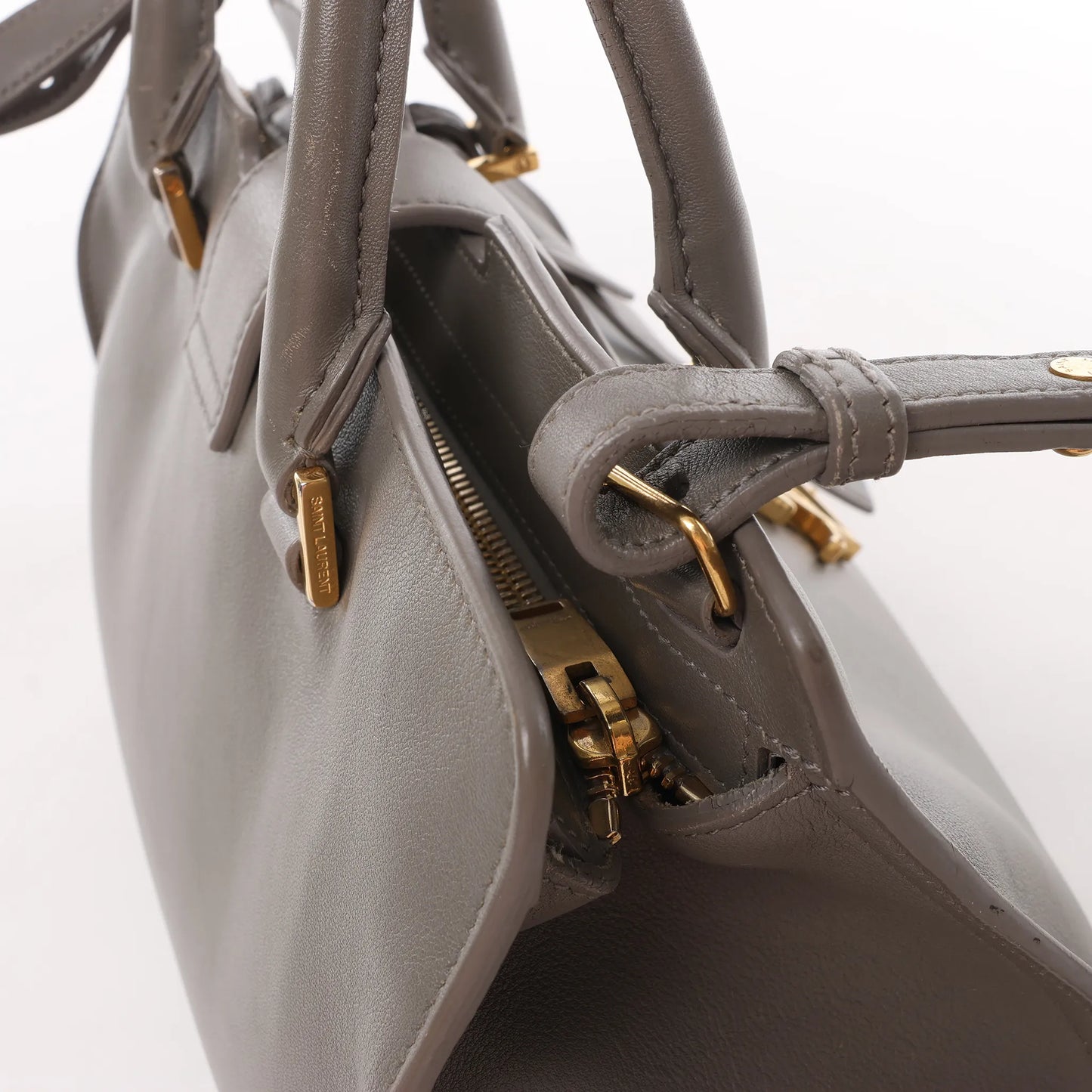 Saint Laurent Paris Baby Cabas 2-Wege-Handtasche aus Leder in Grau 424868