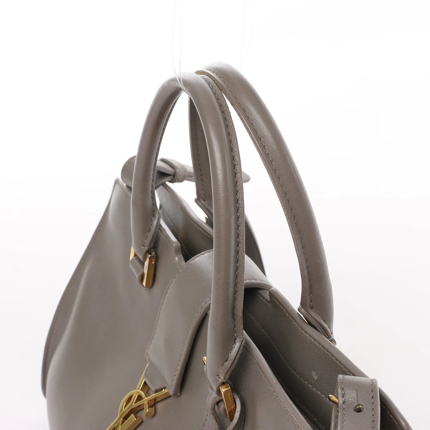Saint Laurent Paris Baby Cabas 2-Wege-Handtasche aus Leder in Grau 424868