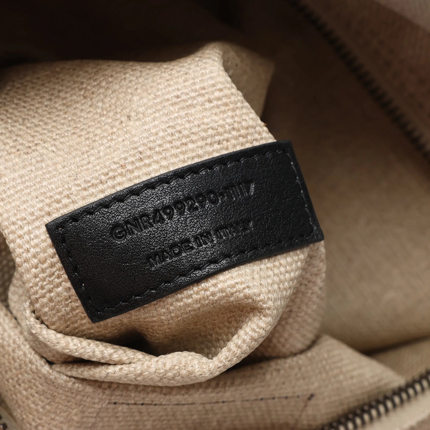 Saint Laurent Rive Gauche Große Tragetasche aus bedrucktem Canvas und Leder in Beige 499290