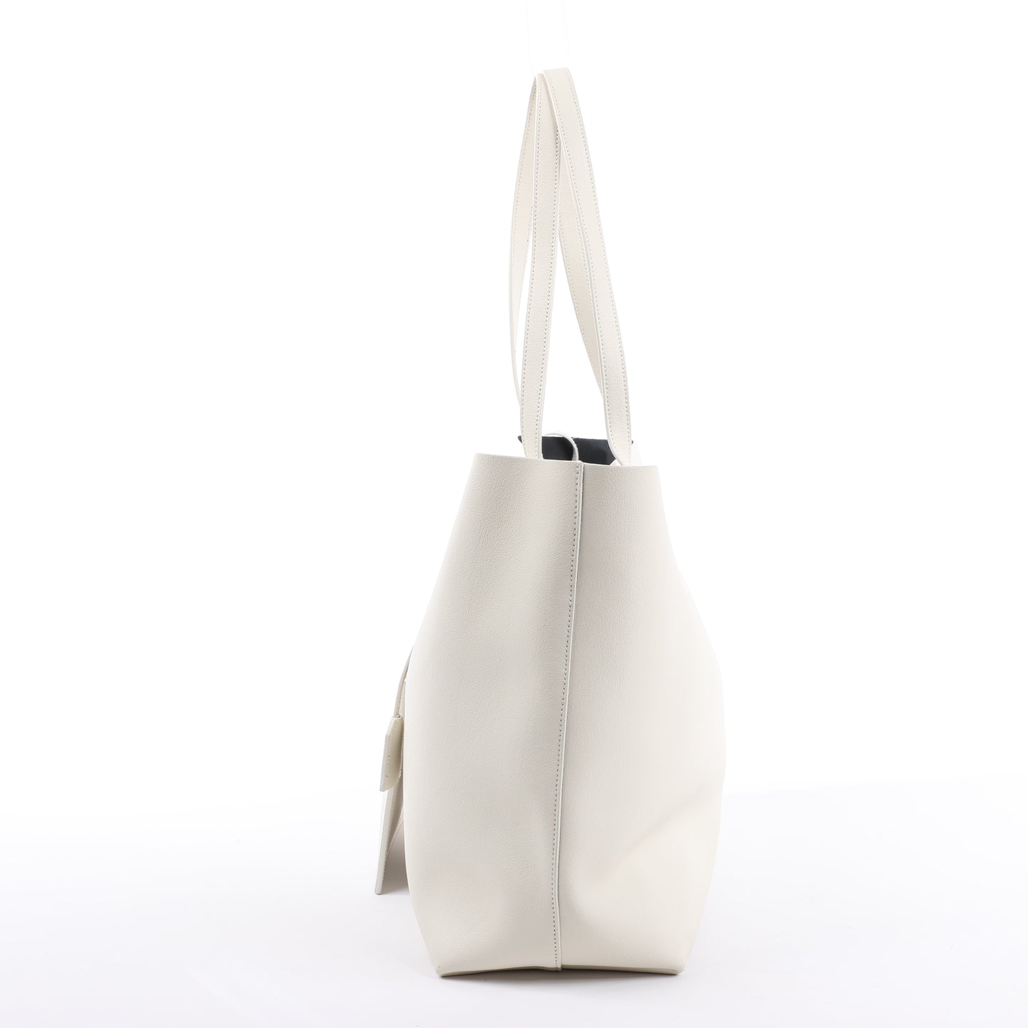 Saint Laurent Paris Sac Shopping Leather Shoulder bag in Ecru 394195