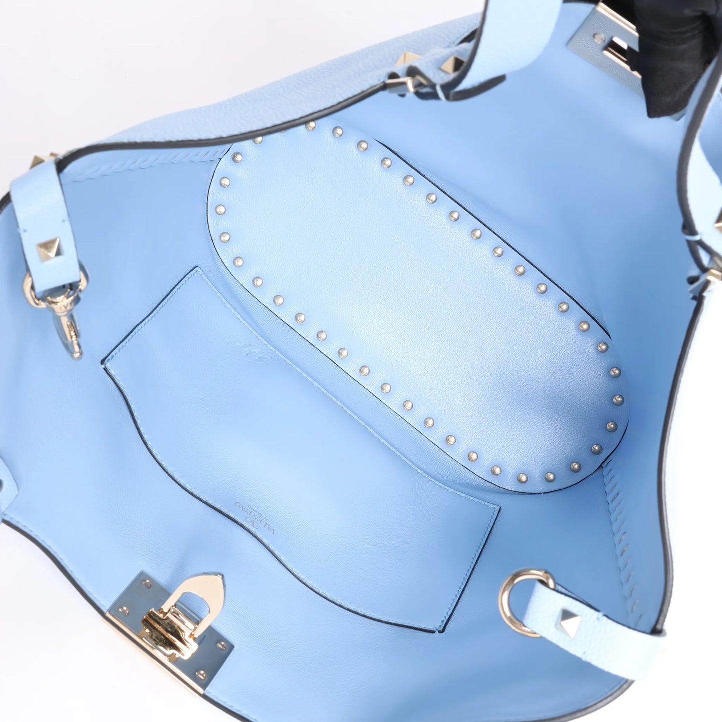 Valentino Garavani – Rockstud – Schultertasche aus Leder x Nieten in Blau
