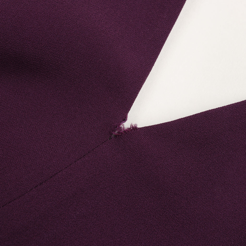 Roland Mouret Deep V-Neck Fitted Midi Dress in Plum – EU 34