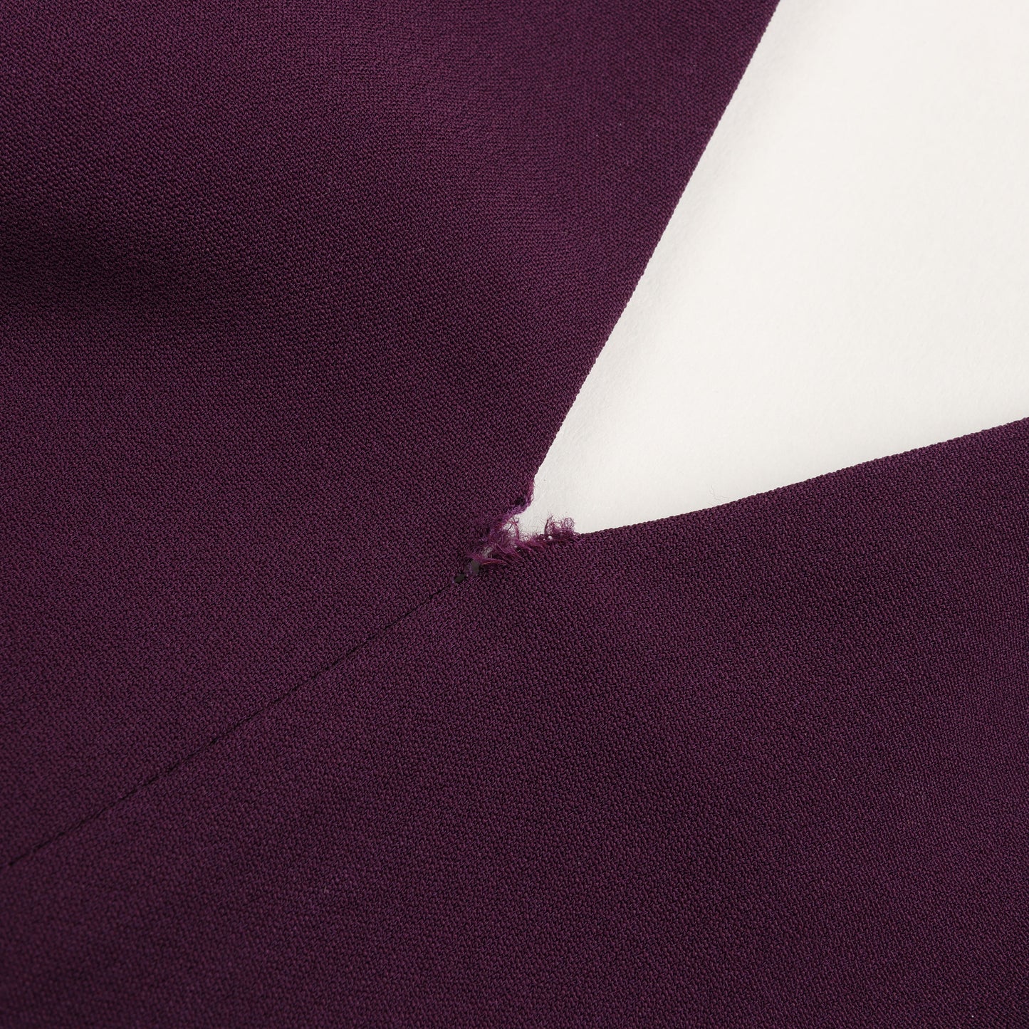 Roland Mouret Deep V-Neck Fitted Midi Dress in Plum – EU 34