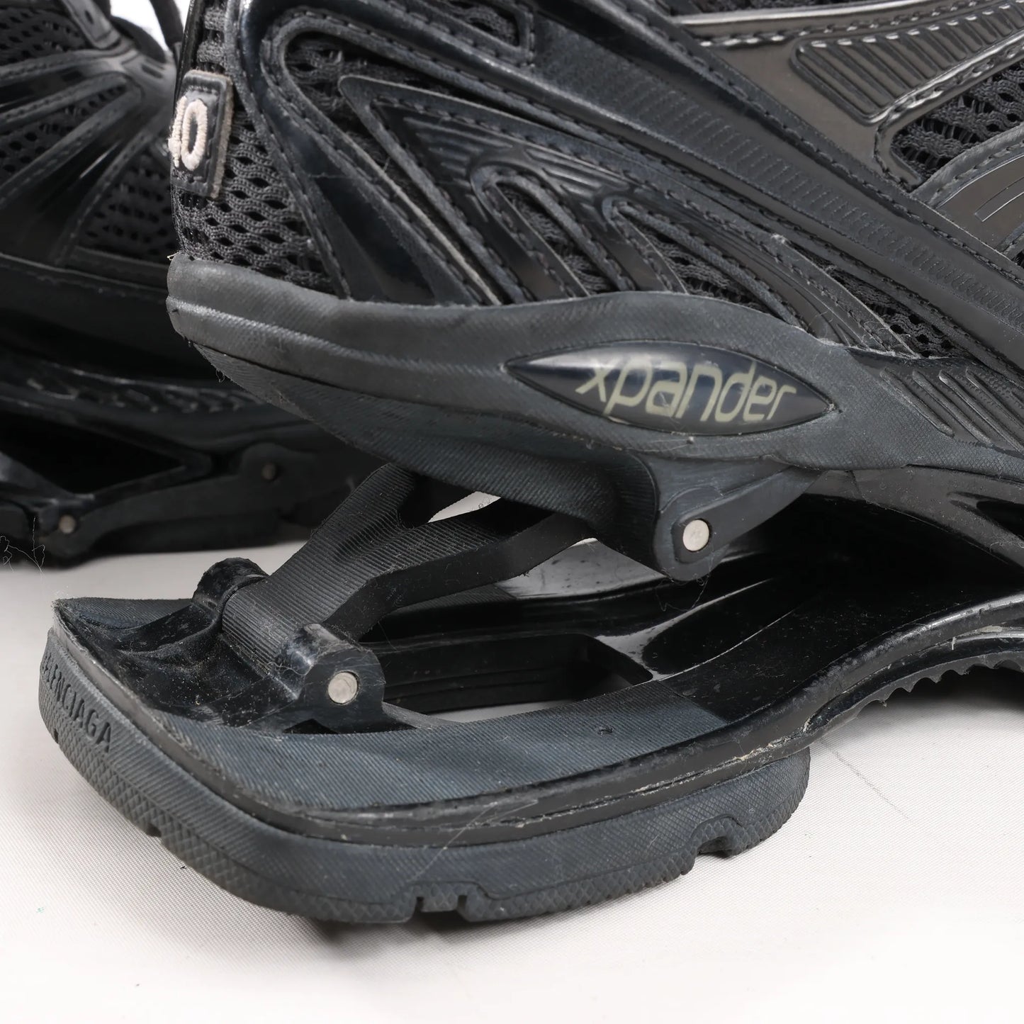 Baskets Balenciaga X-Pander en similicuir noir, référence 653871, pointure 40 EU