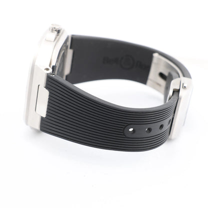 Bell &amp; Ross BR05 1103150 BR05A Edelstahl &amp; Kautschuk AT Schwarzes Zifferblatt Uhr