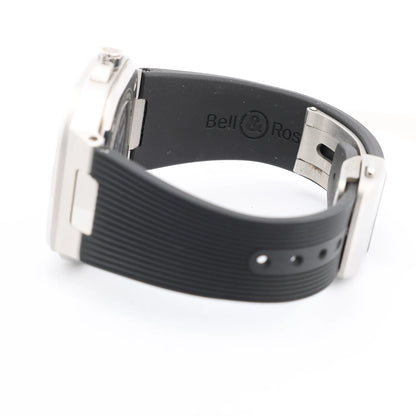 Bell &amp; Ross BR05 1103150 BR05A Edelstahl &amp; Kautschuk AT Schwarzes Zifferblatt Uhr