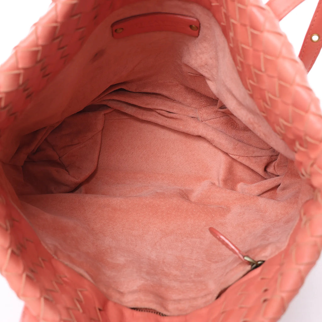 Bottega Veneta Intrecciato Leather Shoulder Bag in Pink