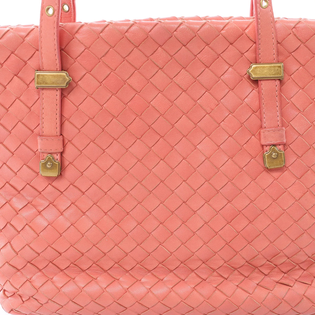Bottega Veneta Intrecciato Leather Shoulder Bag in Pink