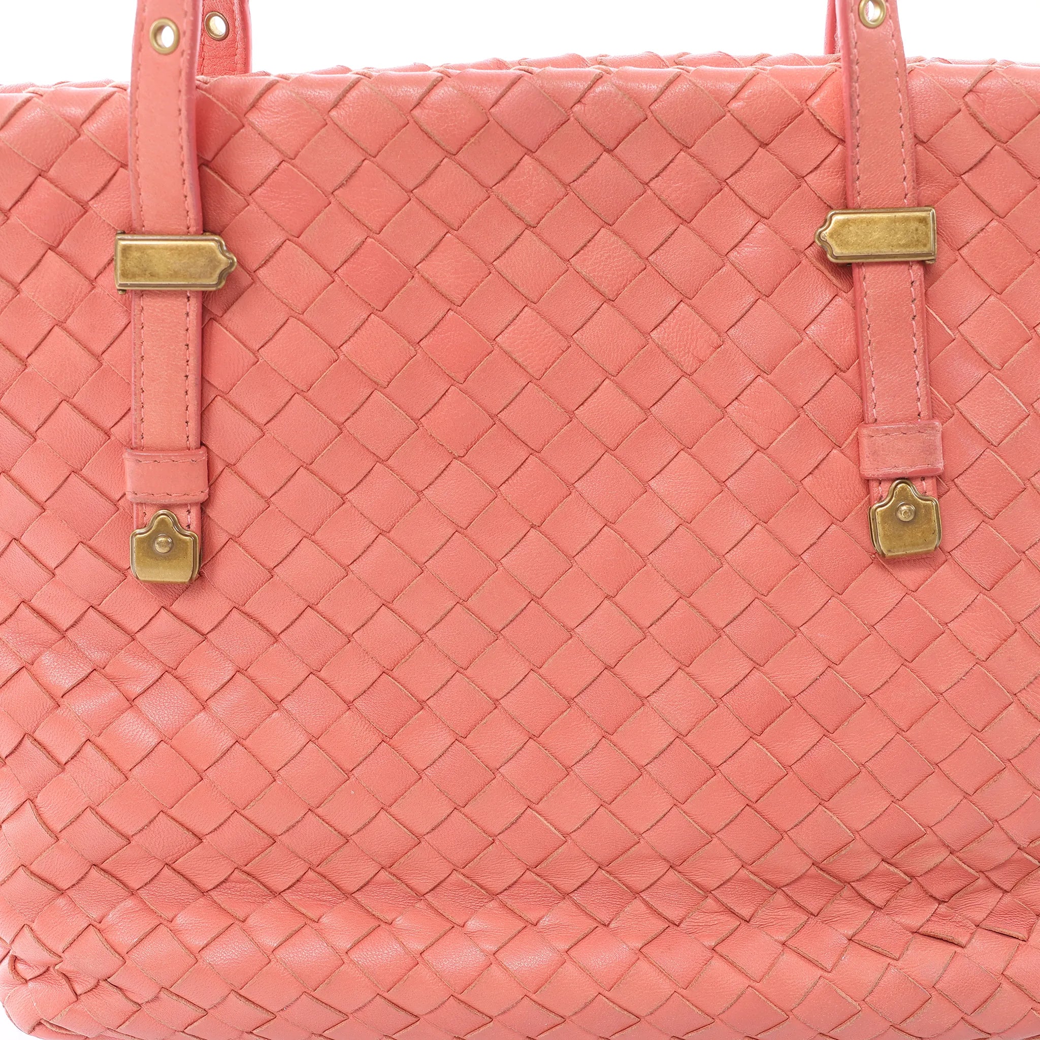 Bottega Veneta Intrecciato Leather Shoulder Bag in Pink