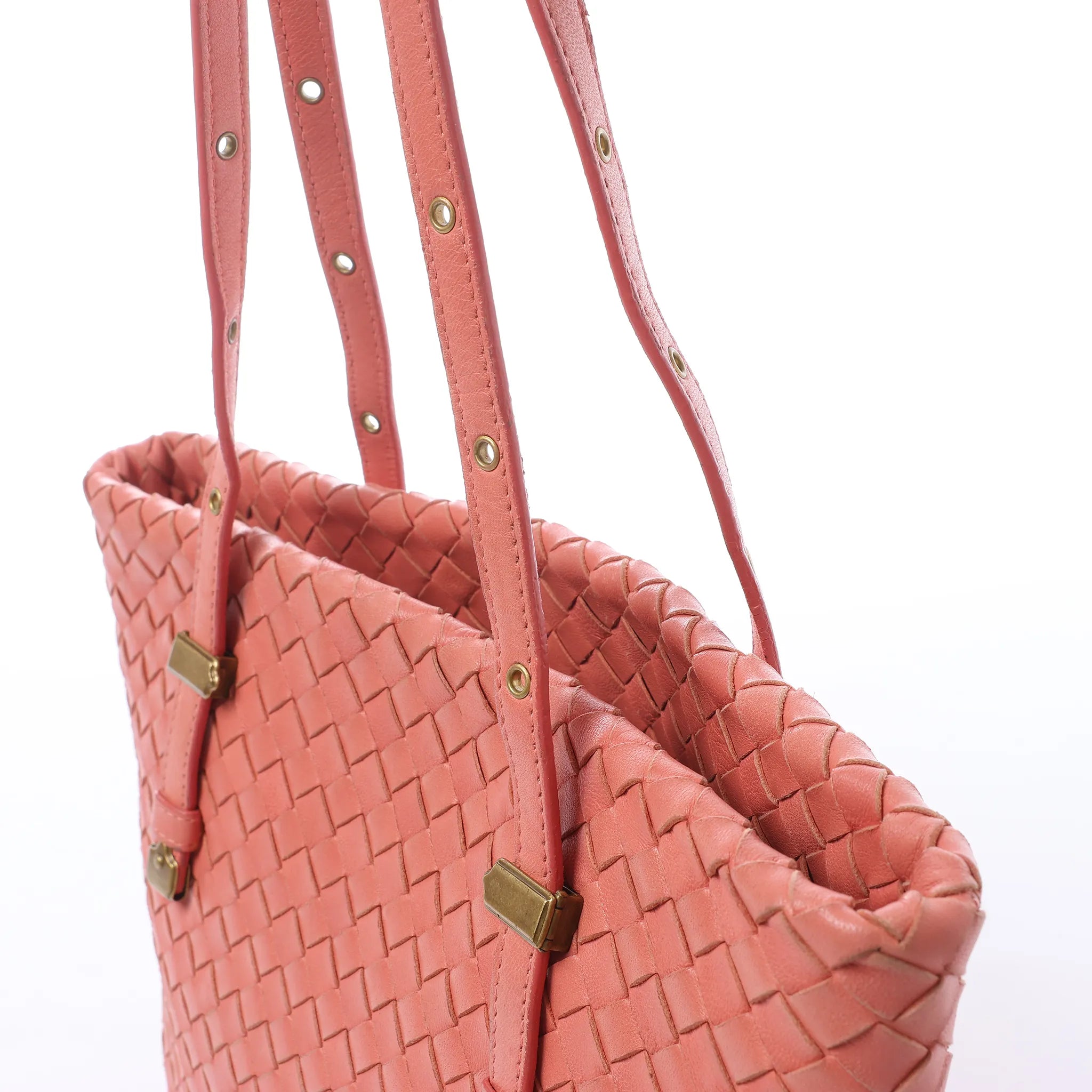 Bottega Veneta Intrecciato Leather Shoulder Bag in Pink