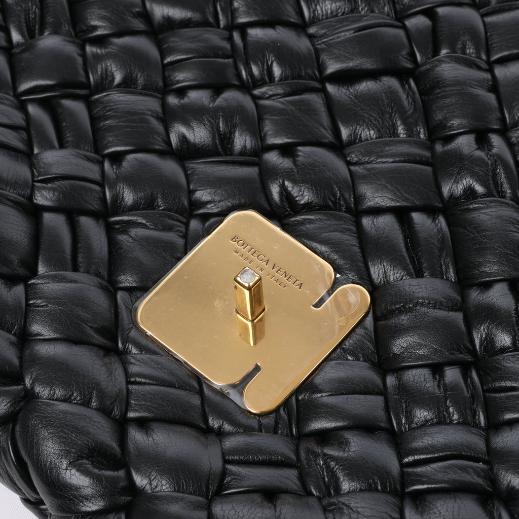 Bolso de hombro Desiree de piel tejida en negro de Bottega Veneta