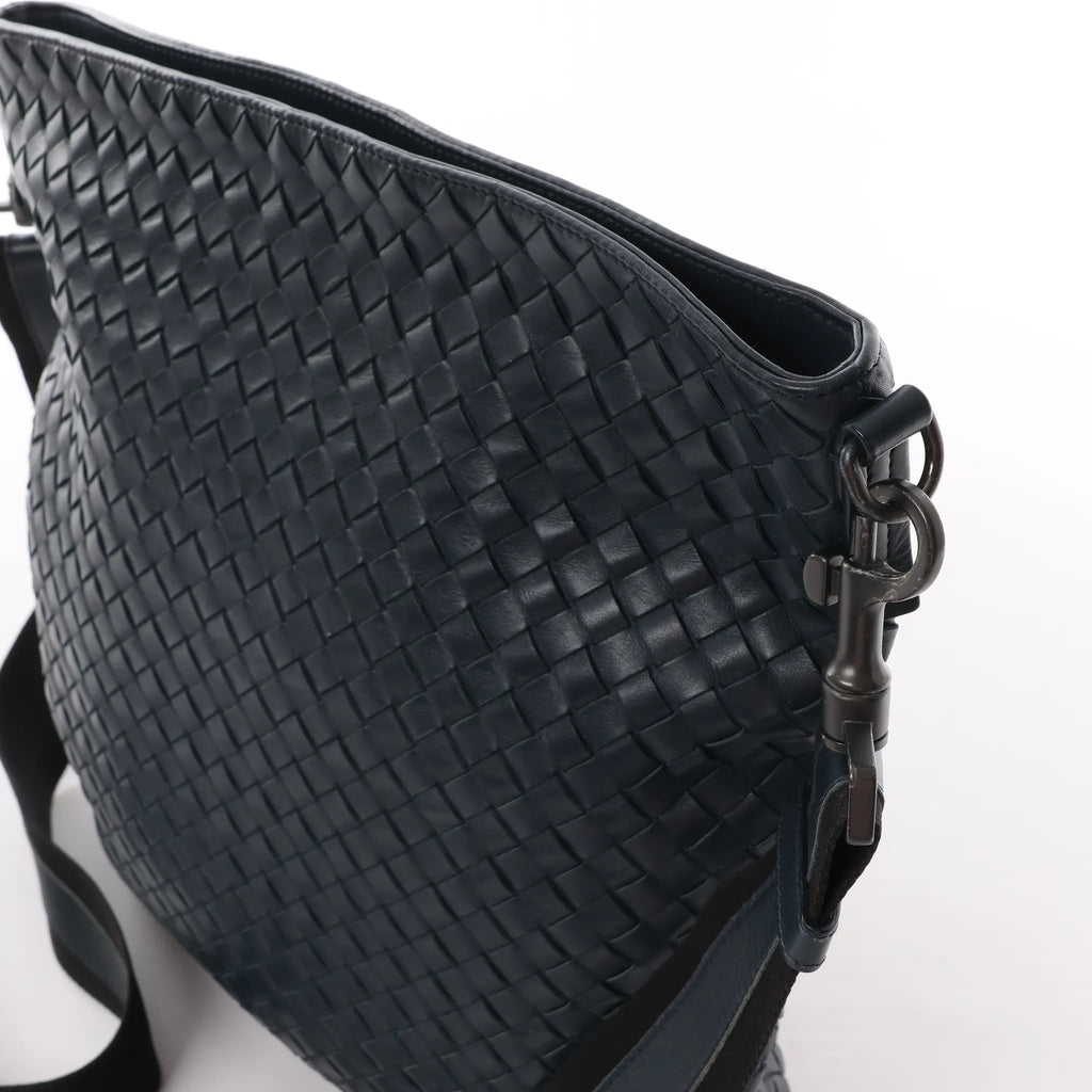 Bottega Veneta VN Intrecciato Crossbody Messenger Bag in Navy Blue