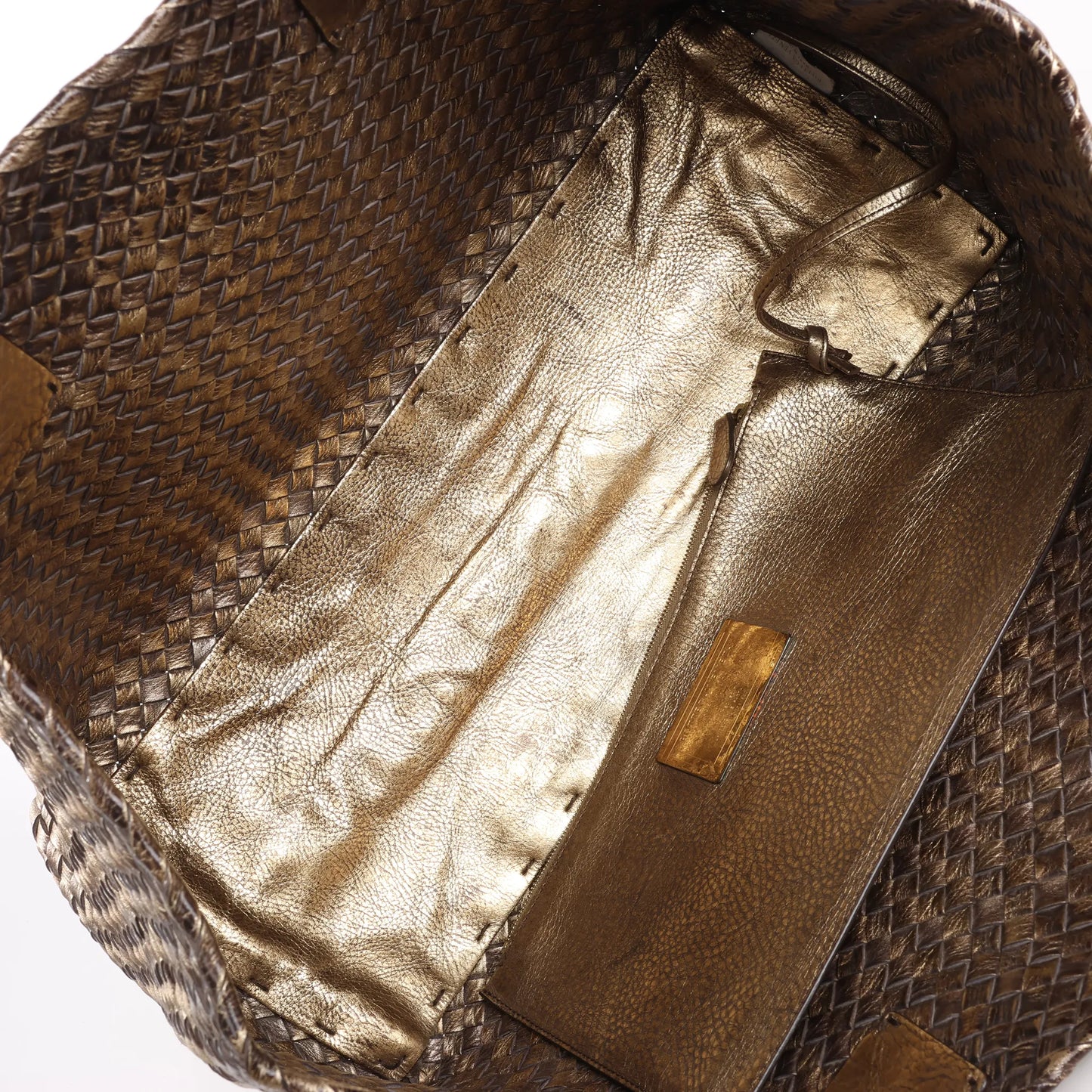 Bottega Veneta Cabas MM Intrecciato Leather Shoulder Bag in Gold