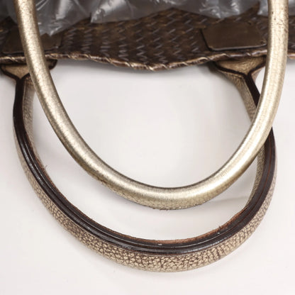 Bottega Veneta Cabas MM Intrecciato Leather Shoulder Bag in Gold