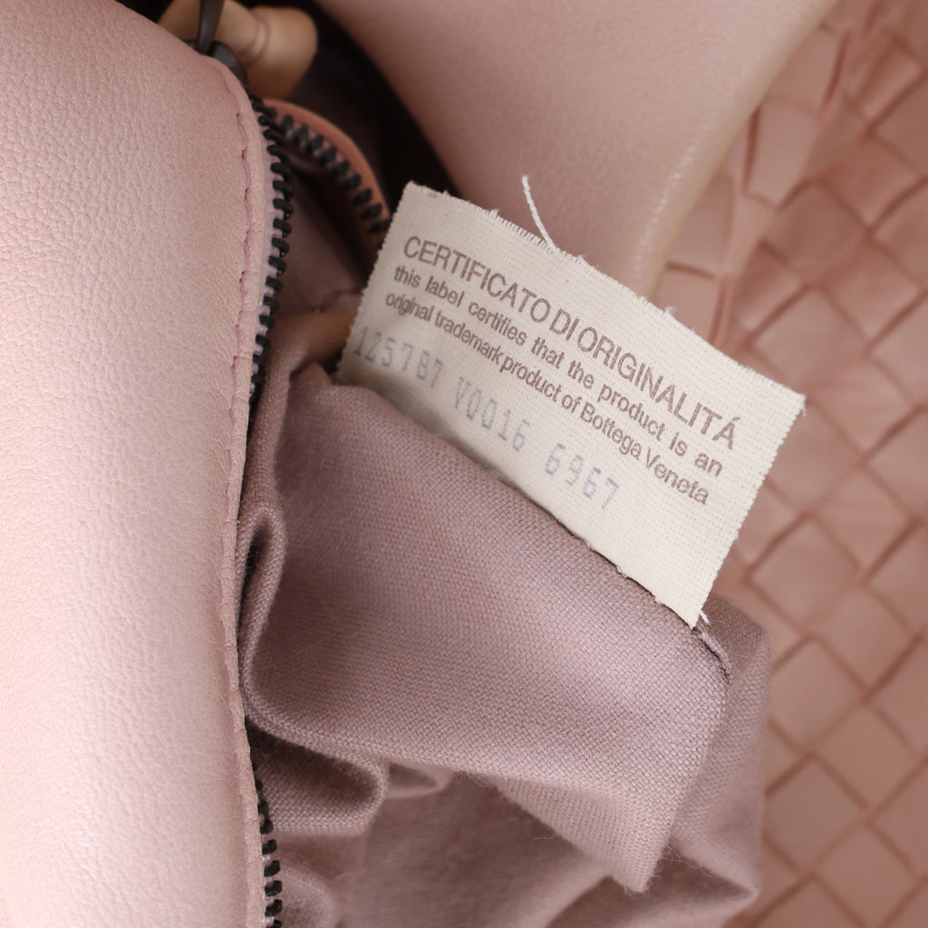 Bottega Veneta Campana Intrecciato Leather Shoulder bag in Pink 125787