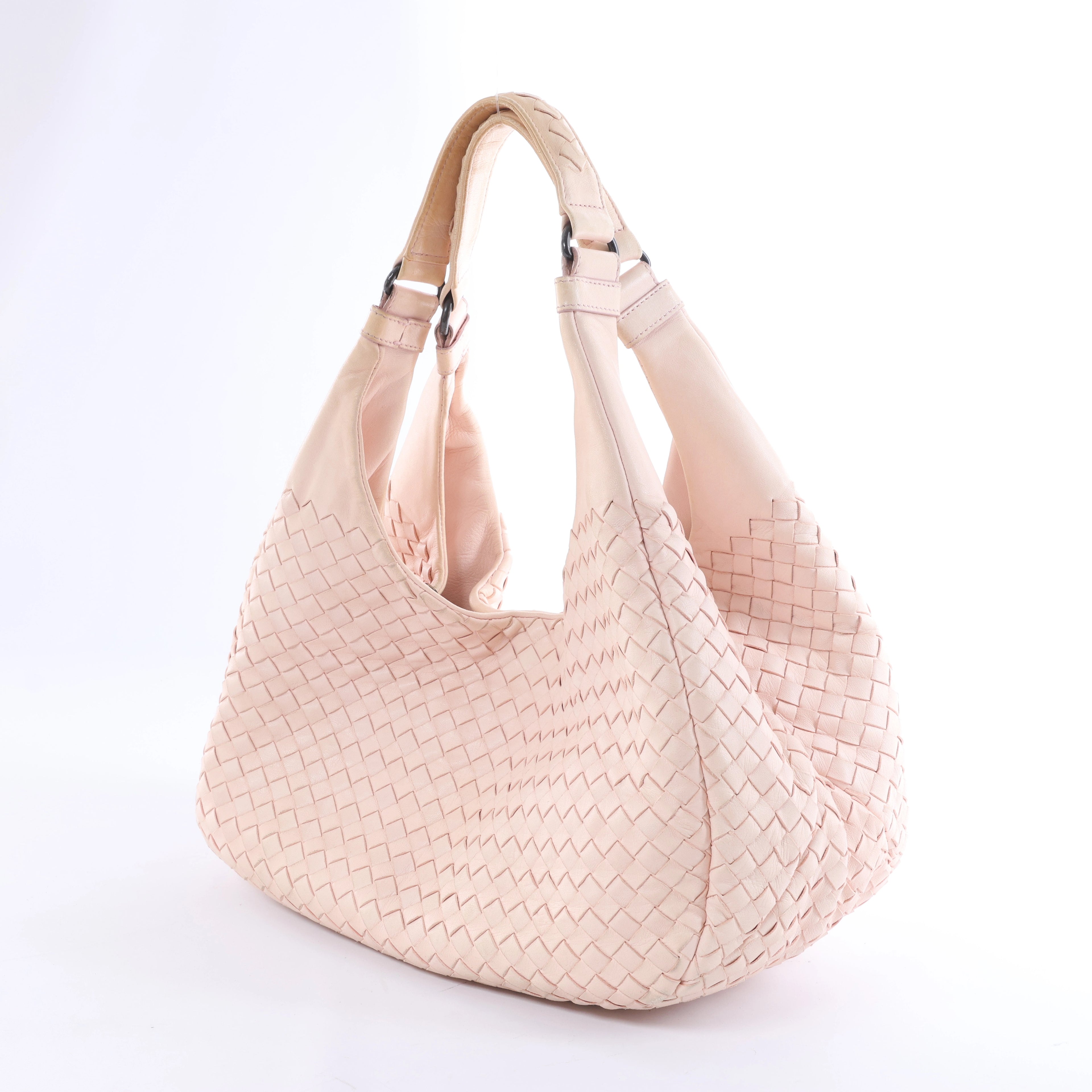 Bottega Veneta Campana Intrecciato Leather Shoulder bag in Pink 125787