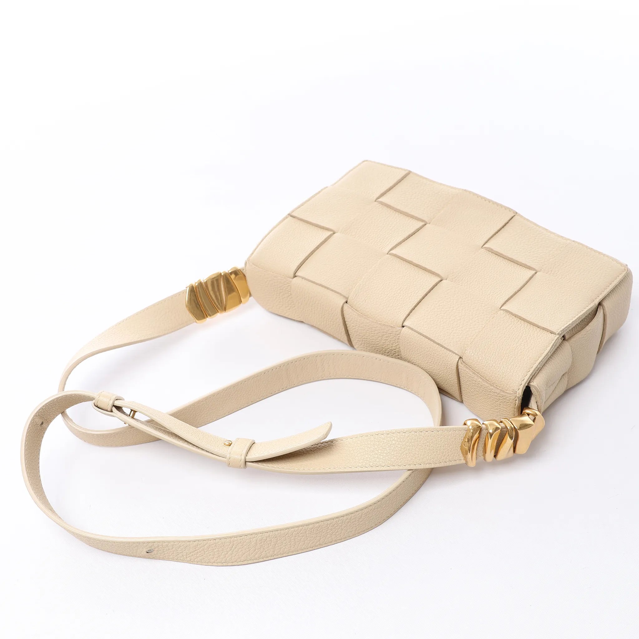 Bottega Veneta Cassette Maxi Intrecciato Leather Crossbody Bag in Beige