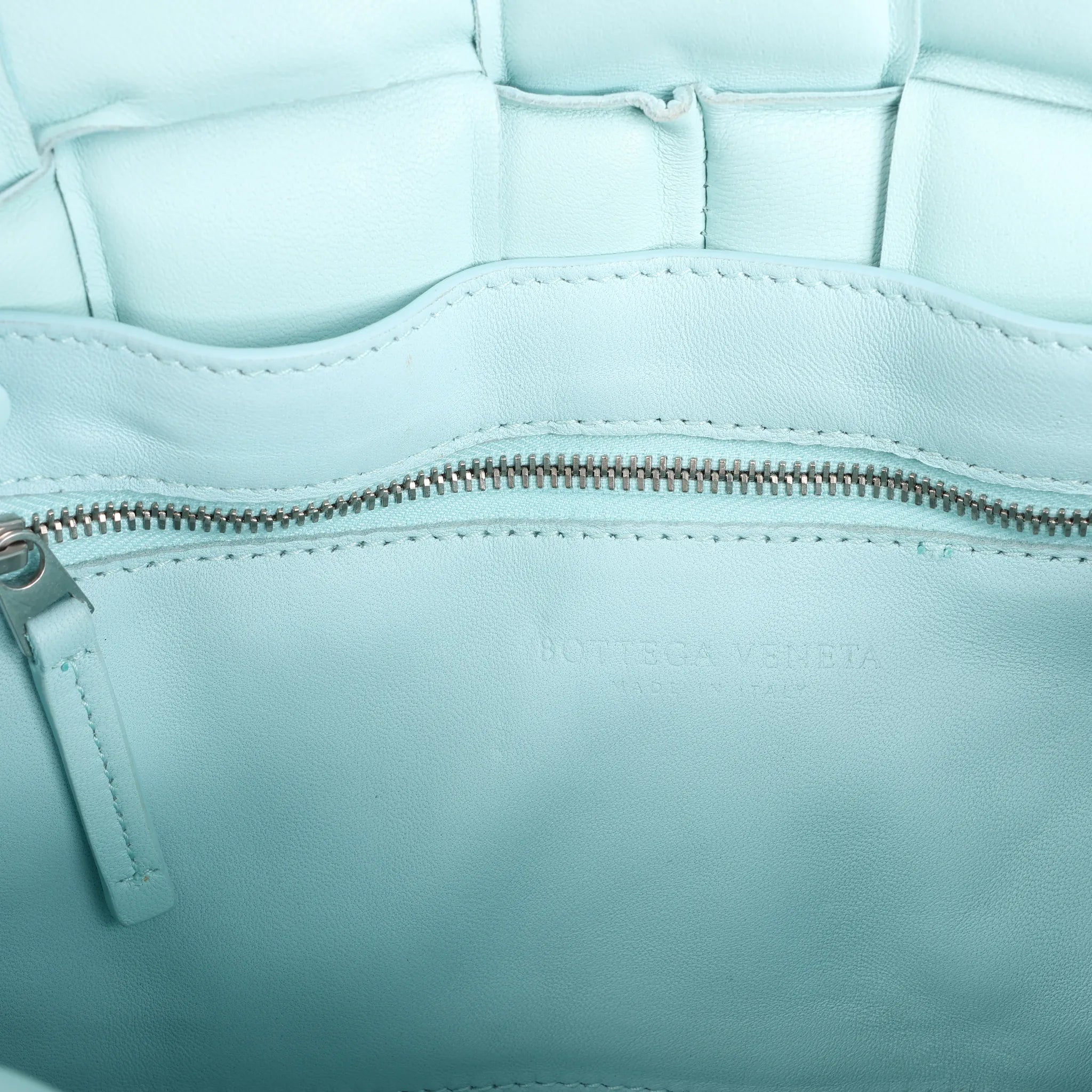 Bottega Veneta Padded Cassette Maxi Intrecciato Leather Shoulder Bag in Blue