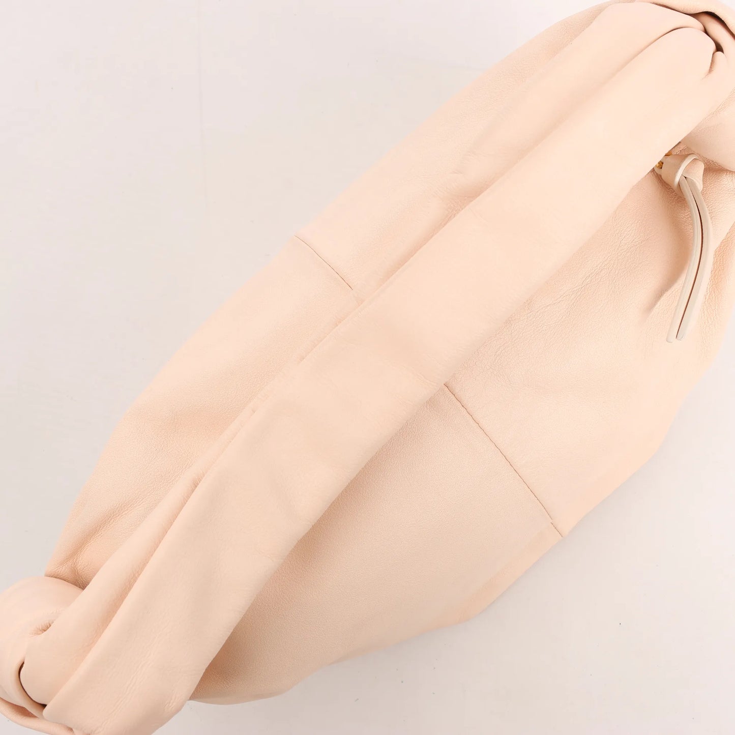 BOTTEGA VENETA Mini-Handtasche aus Leder mit Doppelknoten in Rosa