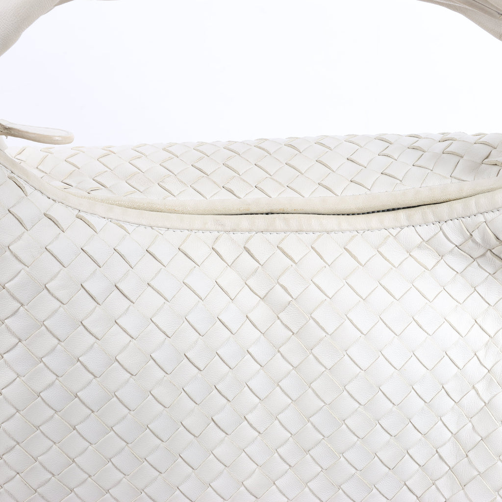 Bottega Veneta Intrecciato Hobo Leather Shoulder bag in White