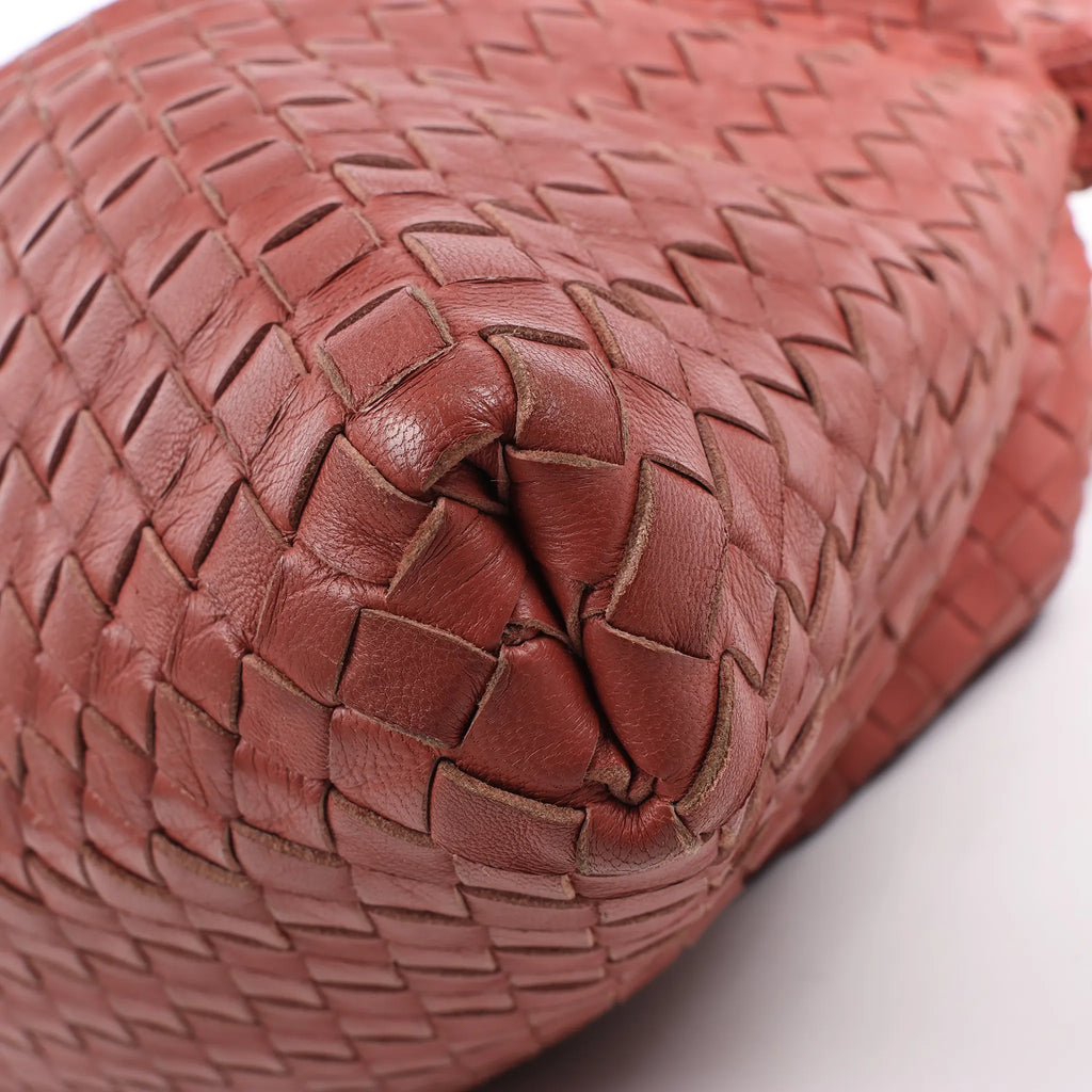 Bottega Veneta Intrecciato Leather Handbag in Dusty Red