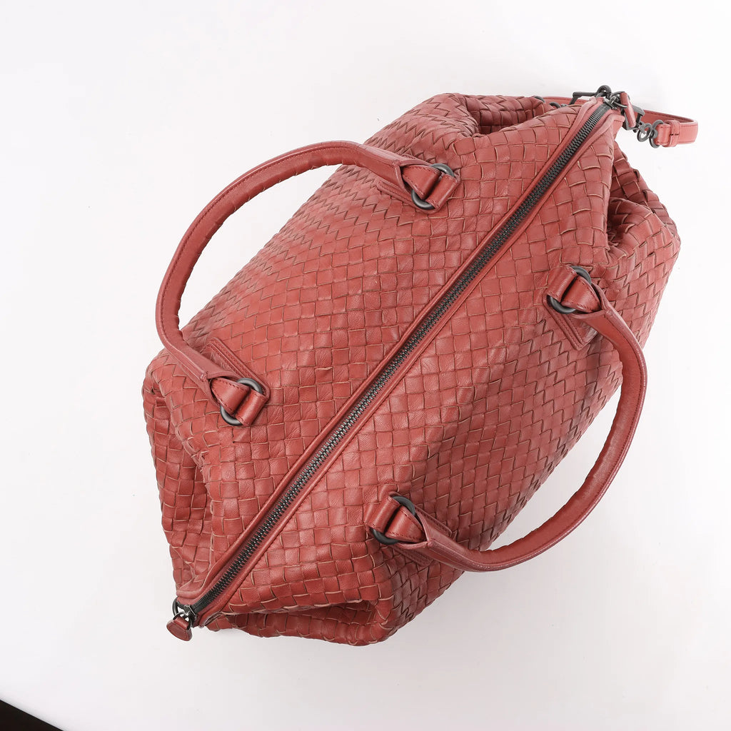 Bottega Veneta Intrecciato Leather Handbag in Dusty Red