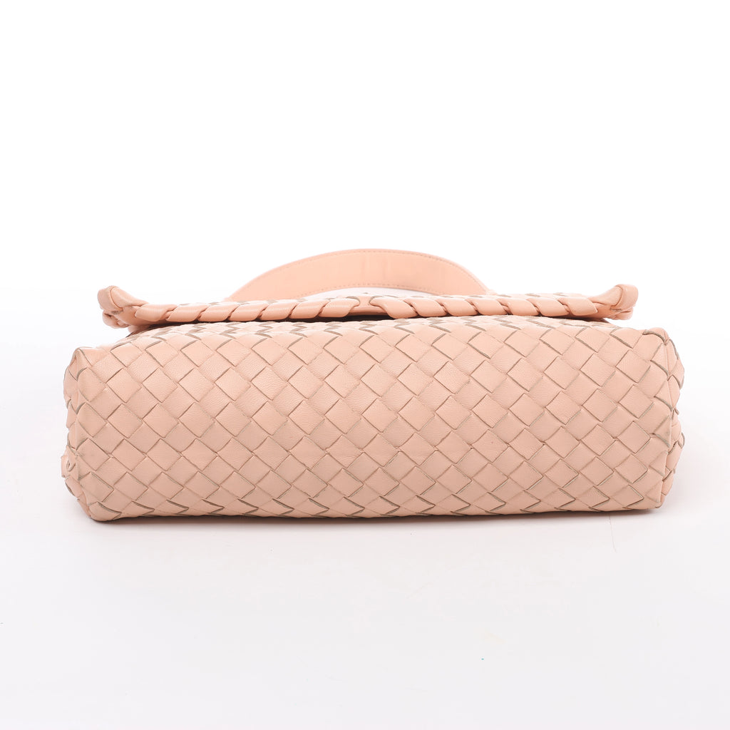 Bolso de hombro de cuero Intrecciato Bottega Veneta en rosa