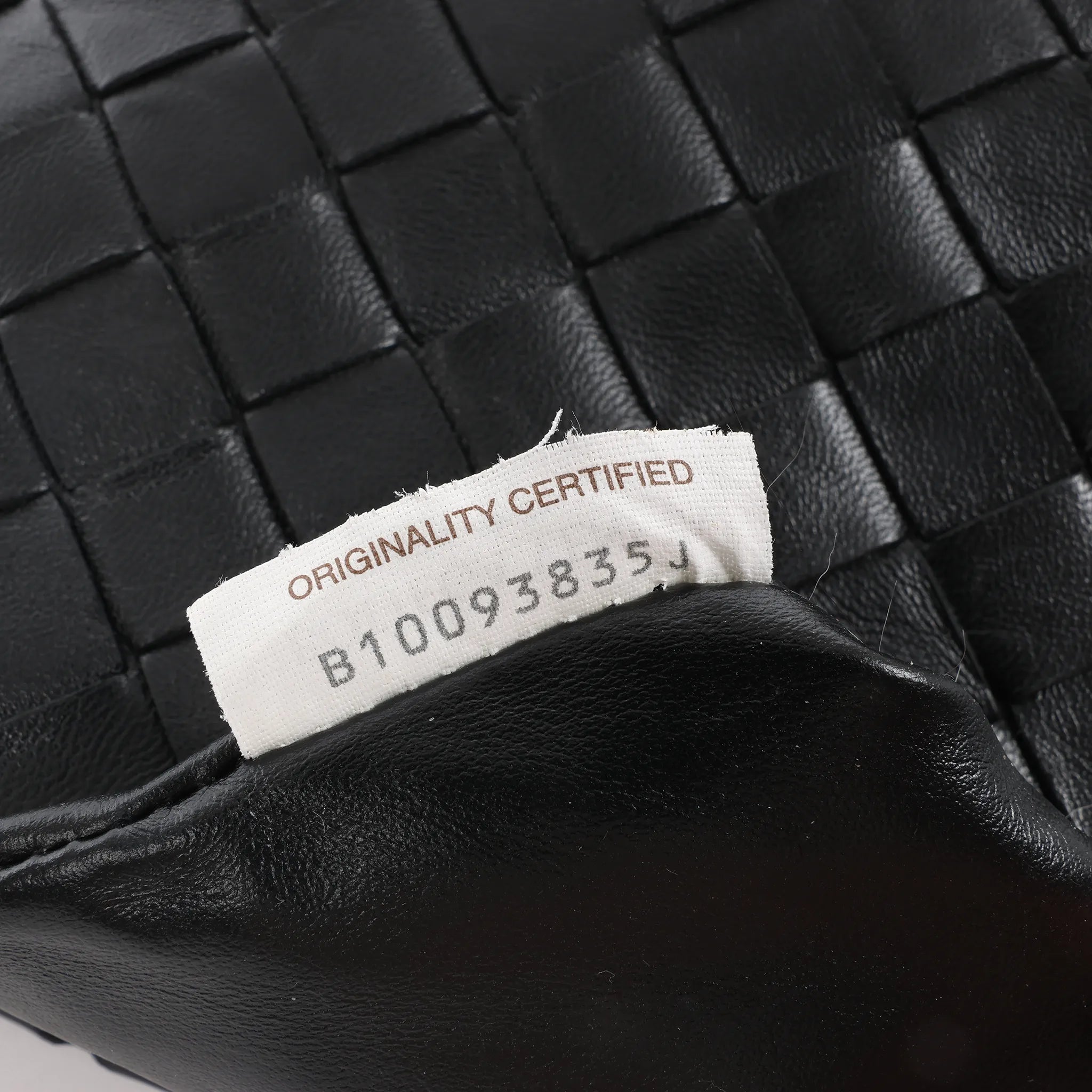 Bottega Veneta Intrecciato Leather Clutch bag in Black