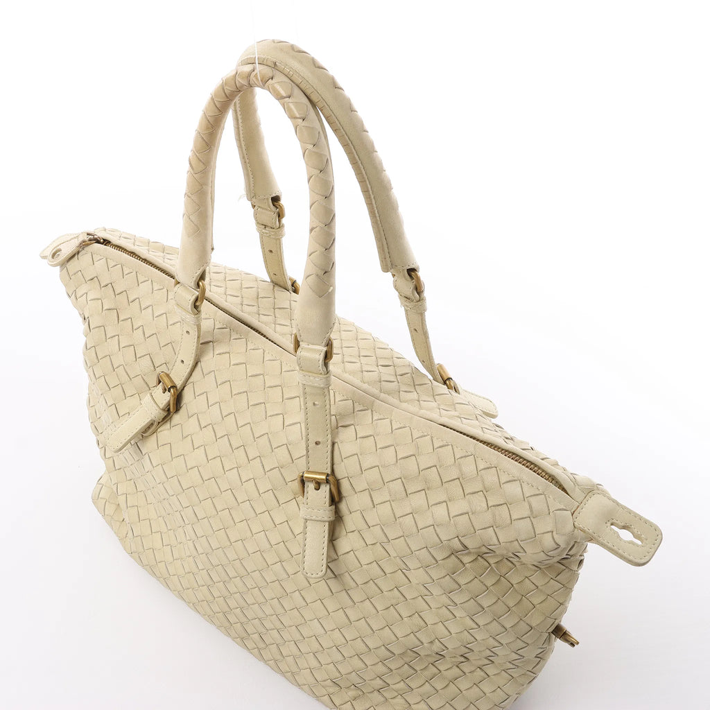 Bottega Veneta Montaigne  Intrecciato Leather Shoulder Bag in Beige 173398