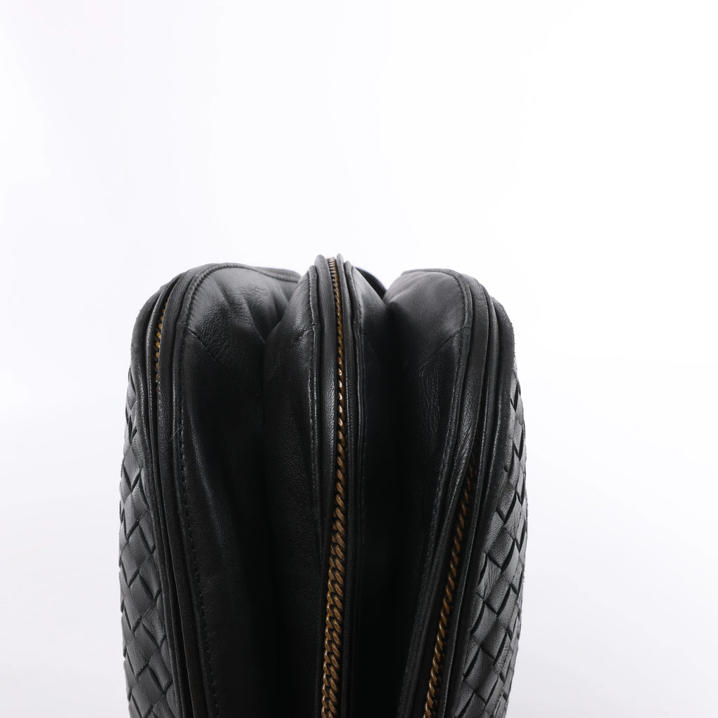 Bottega Veneta Intrecciato Leather Shoulder Bag in Black 169850
