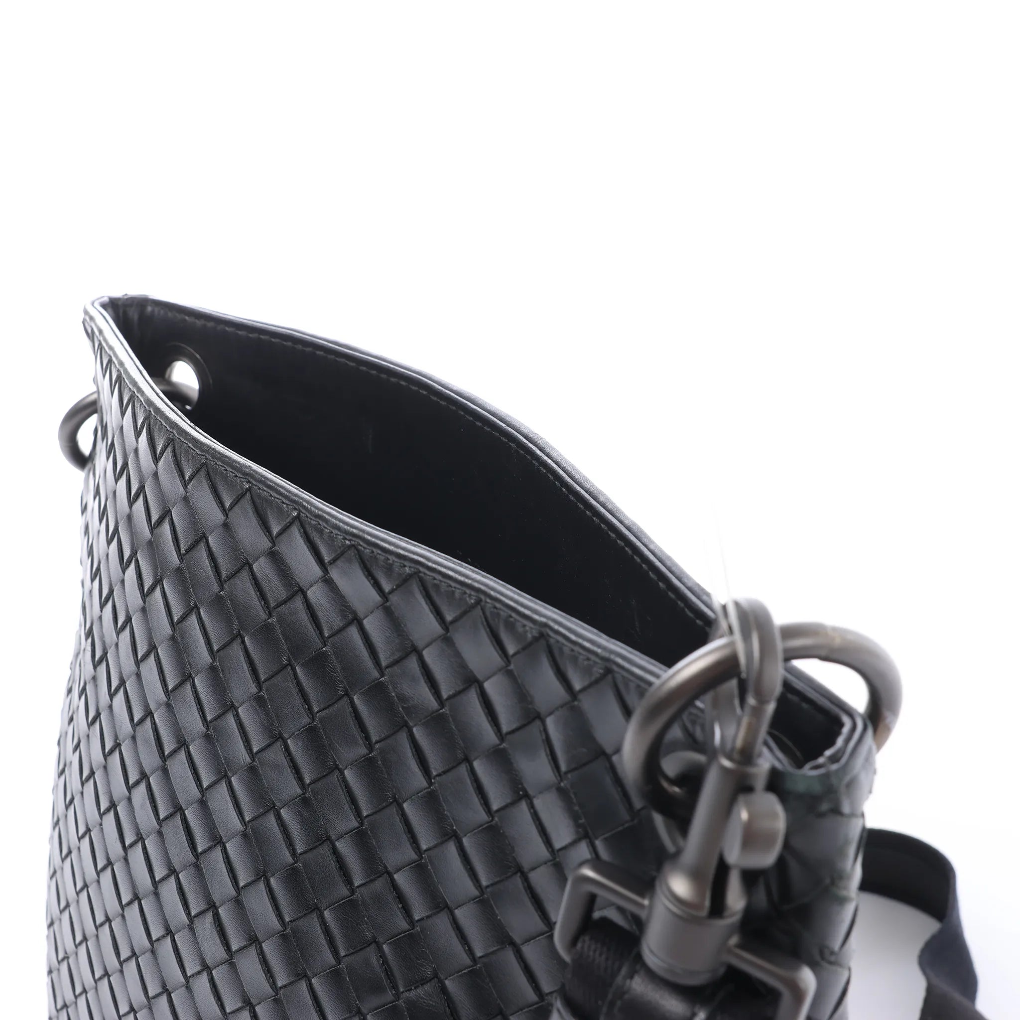 Bottega Veneta VN Intrecciato Crossbody Messenger Bag in Black 172736