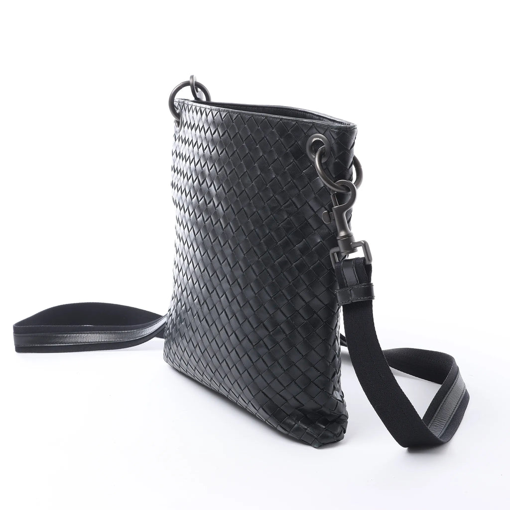 Bottega Veneta VN Intrecciato Crossbody Messenger Bag in Black 172736