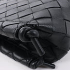 Bottega Veneta Intrecciato Leather Crossbody bag in Black