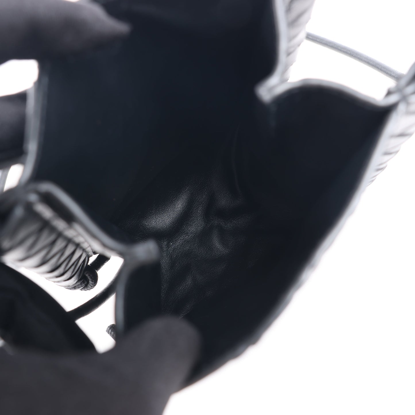 Bottega Veneta Intrecciato Leather Shoulder bag in Black